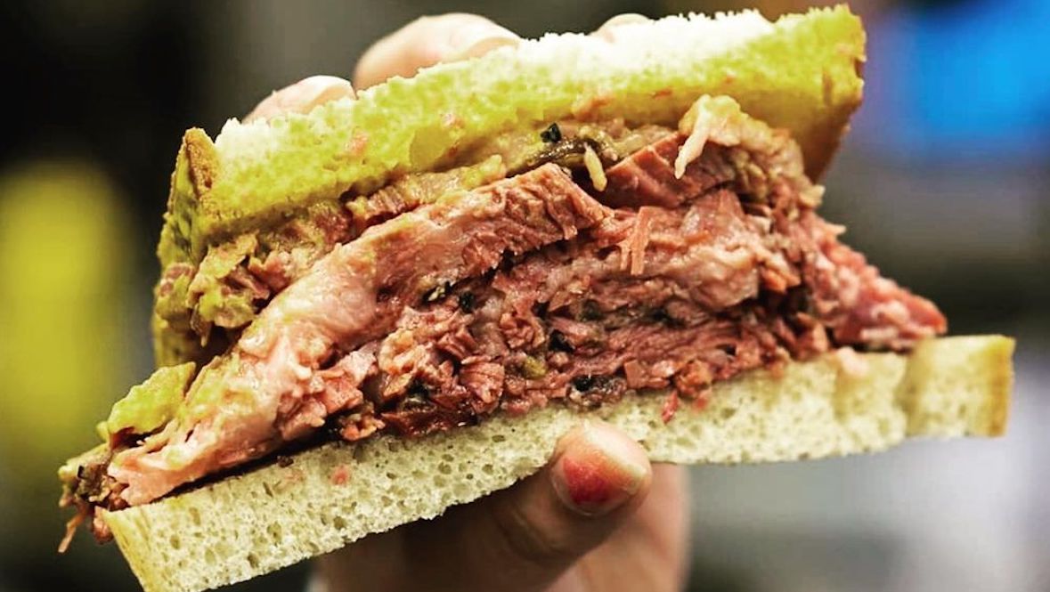 Where to get montreal smoked meat in toronto 