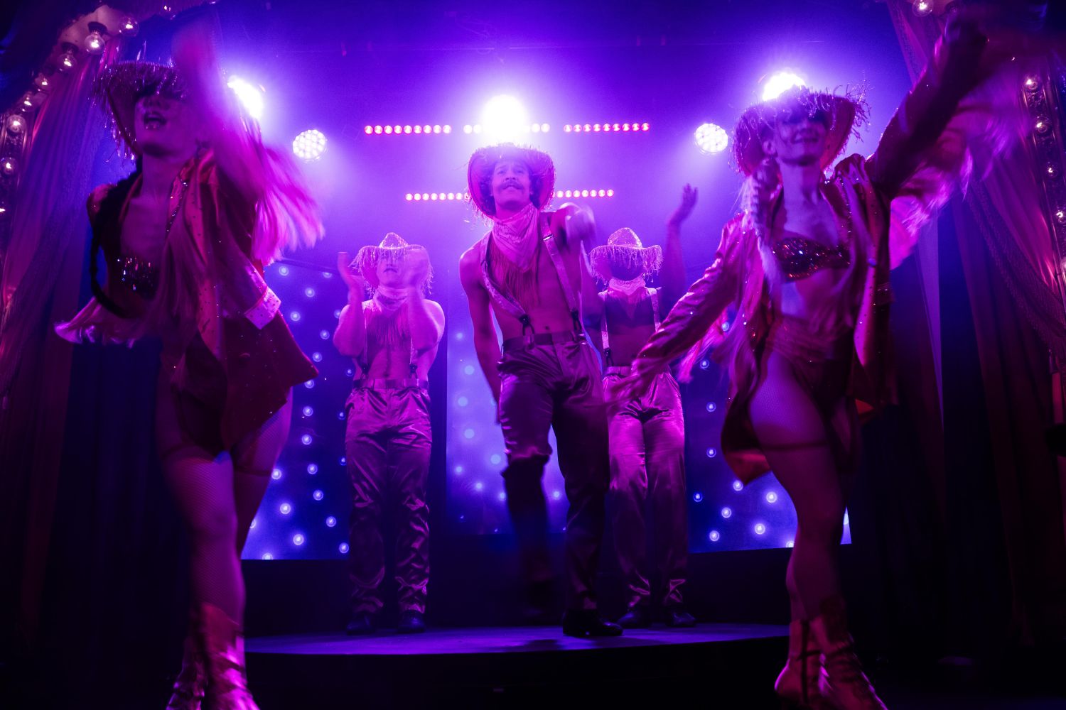 There s A Sparkly Dolly Cabaret Musical Coming To Seattle there-s-a-sparkly-dolly-cabaret-musical-coming-to-seattle