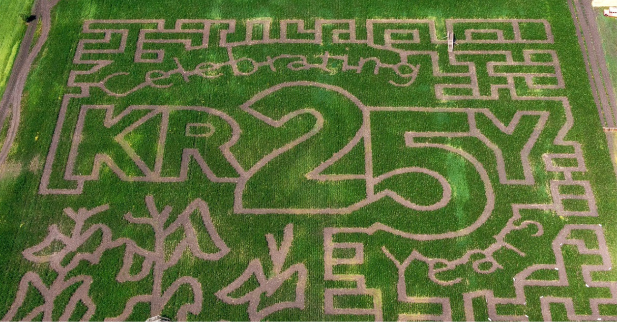 Alberta s world Famous Corn Maze Is A Must visit This Summer alberta-s-world-famous-corn-maze-is-a-must-visit-this-summer