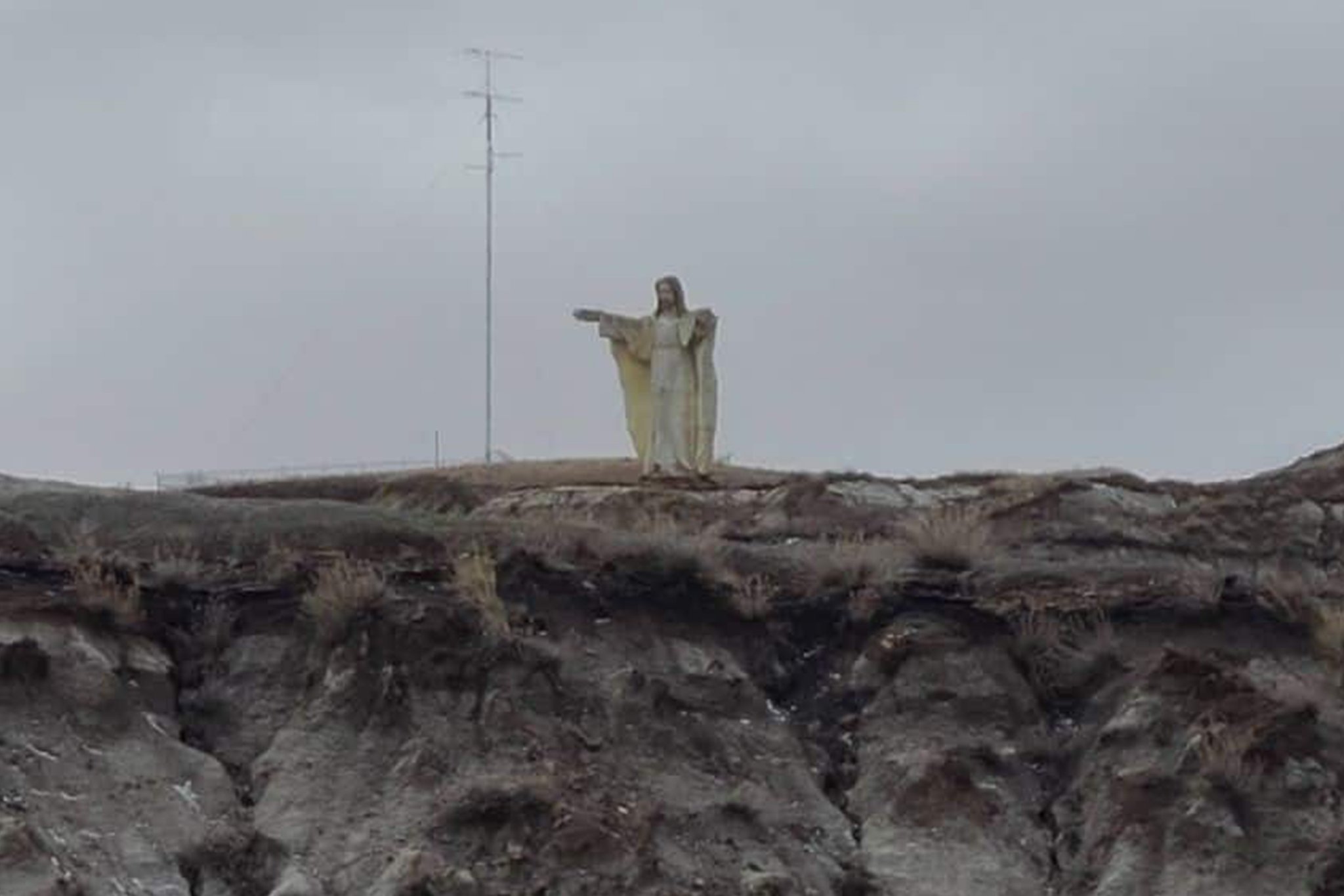 curiocity jesus of the dinosaurs drumheller